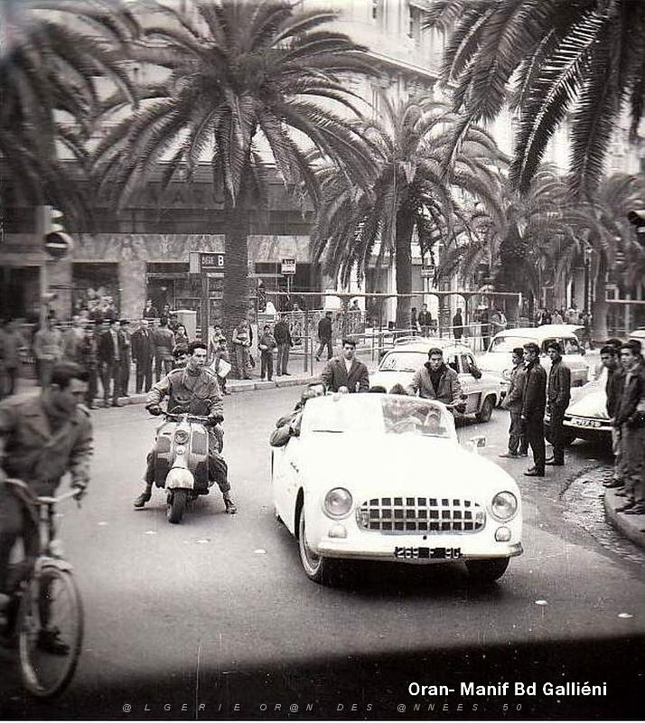 Oran- SDV- 2907- Manif .JPG